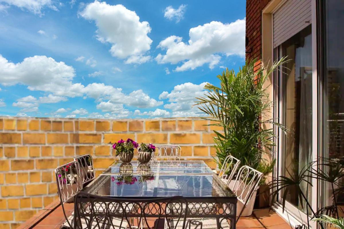 Explore The Most Exquisite West-End From A Harrods Family And Couple Home Лондон Екстер'єр фото